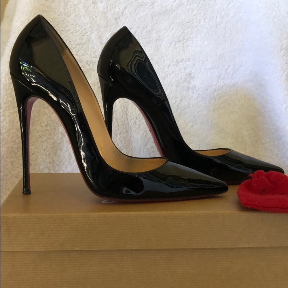 So Kate pumps